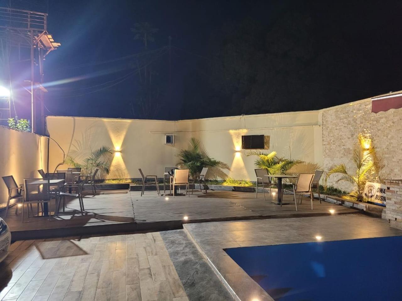 Hotel Owandja House Lubumbashi Exterior foto